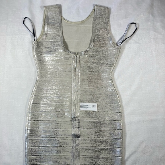 NWT Herve Leger Paris, Silver Foil Mini Dress, Size Large, MSRP $1,050.00 - Picture 6 of 15
